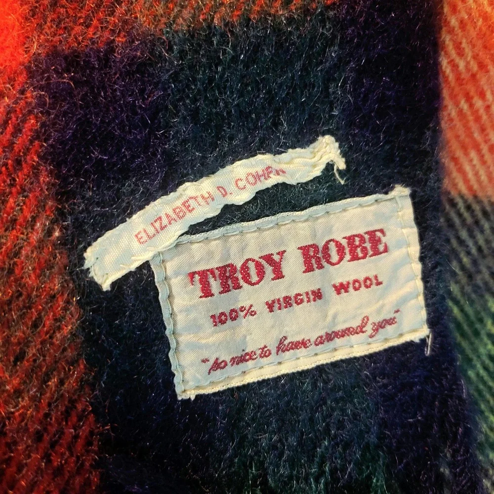 Vintage Troy Robe Wool Tartan Plaid Stadium Throw Blanket Fringe 54x77